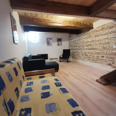 Maison Au Coeur Du Village 格勒纳德